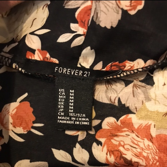Forever 21 Floral kimono with fringes - Picture 4 of 5